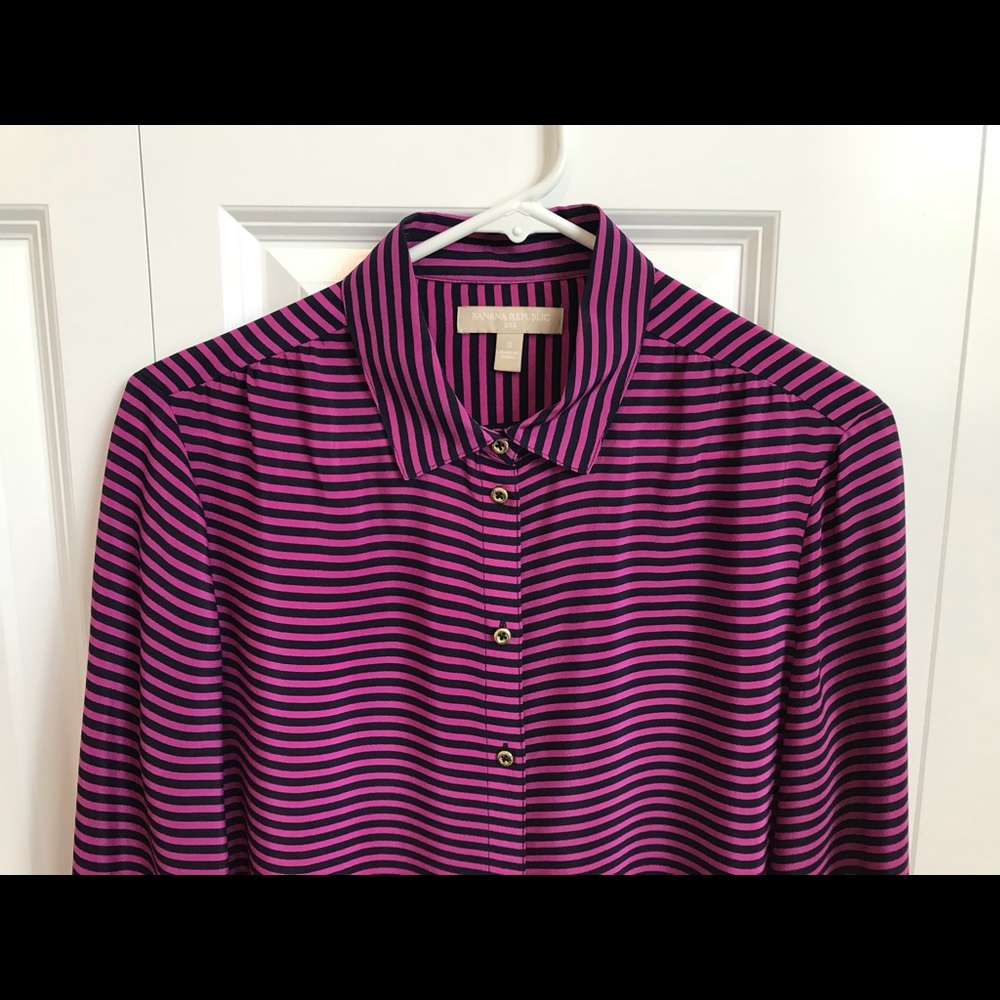 Banana Republic Pink & Navy Silk Button-Down - Picture 3 of 7